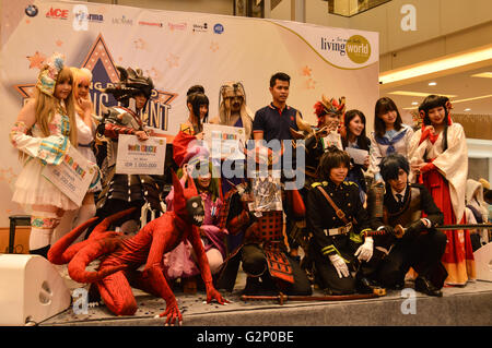 Concours de cosplay dans living world mall, Tangerang, Indonésie Banque D'Images