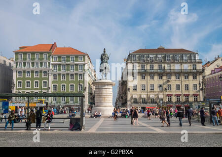 Praca da Figueira, montrant monument au roi Jean 1, la Baixa, Lisbonne, Portugal Banque D'Images