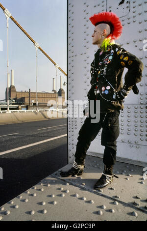 Portrait de Matt Belgrano 'le monsieur punk" . Londres. L'Angleterre. UK. L'Europe vers 1980 Banque D'Images