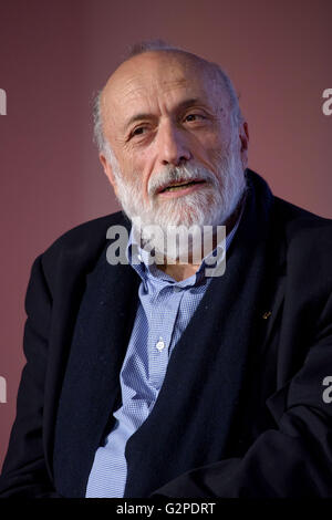 Carlo Petrini Président et fondateur du mouvement Slow Food Banque D'Images