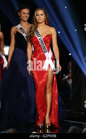 Las Vegas, NV, USA. 1er juin 2016. 01 juin 2016 - Las Vegas, Nevada - Mlle Virginie de l'Ouest, Nichole Greene. Concours de Miss USA 2016 Compétition préliminaire à la T-Mobile Arena. Crédit photo : MJT/AdMedia : Crédit Mjt/AdMedia/ZUMA/Alamy Fil Live News Banque D'Images