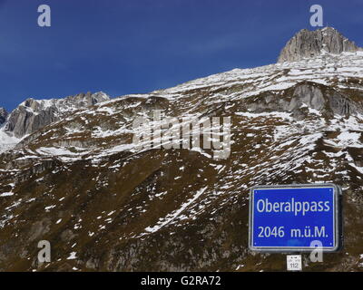 Col de l'Oberalp près de Andermatt, Grisons, Suisse, Europe Banque D'Images