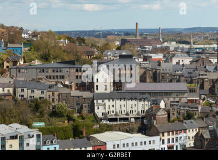 Portrait de l'ouest avec le contexte de la ville. Sainte Angela's College Cork, Cork, Irlande. Architecte : O'Donnell et Tuomey, 2016. Banque D'Images