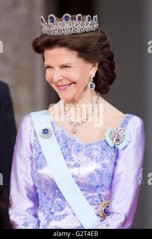 La Reine Silvia de Suède,assiste à la mariage du prince Carl Philip de Suède et Sofia Hellqvist Banque D'Images