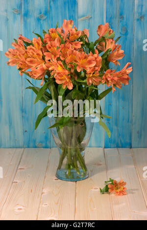 Bouquet de belles fleurs coupées Banque D'Images