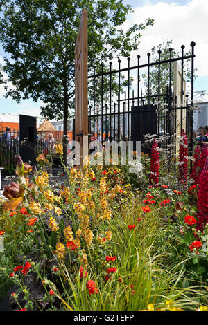 RHS Chelsea Flower Show 2016, l'esclavage moderne, Jardin Jardins Frais, gagnant de la médaille d'or de Juliette Sargeant MSGD design Banque D'Images