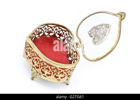 Boîte de bijoux d'or isolated on white Banque D'Images