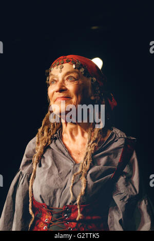 République tchèque célèbre acteur dans Skorepova Luba Jouer César et Drana d'Isabelle Caron, Théâtre ABC, Prague, 10 avril, 2012 Banque D'Images