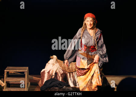 République tchèque célèbre acteur dans Skorepova Luba Jouer César et Drana d'Isabelle Caron, Théâtre ABC, Prague, 10 avril, 2012 Banque D'Images