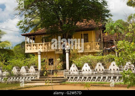 Le Sri Lanka, la Province d'Uva, Moneragala, Buduruwagala, monastère, temple bouddhiste Banque D'Images