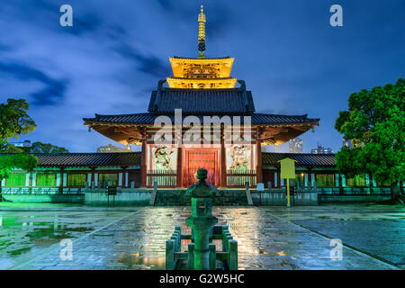 Temple Shitennoji, à Osaka au Japon. Banque D'Images