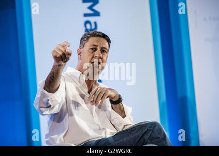 Barcelone, Catalogne, Espagne. 4 juin, 2016. XAVIER GARCIA ALBIOL, leader du CPP dans le parlement catalan, prend la parole lors de la présentation du programme électoral du PP à Barcelone pour les prochaines élections générales espagnoles le 26 juin Crédit : Matthias Rickenbach/ZUMA/Alamy Fil Live News Banque D'Images