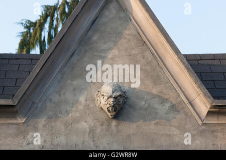 28.10.2015, Potsdam, Brandebourg, Allemagne - Media City Babelsberg, Babelsberg. Gable dans la ville médiévale. La ville médiévale est l'une des plus anciennes existant encore ensembles extérieurs une production de facto (télévision allemande) radiodiffusion c'est le plus grand ensemble de parc à thème du film, qui à l'origine pour la TV Film - La Révolte des pêcheurs de Saint Barbara - a été créé. Ce TV film basé sur le roman d'Anna Seghers. N U R F U E R R E D A C T I O N N E L L E Z E W C K E. 0JL151028D019CAROEX.JPG - pas à vendre dans la région de G E R M A N Y, A U S T R I A, S W I T Z E R L A N D [communiqué de modèle : non applicable, Banque D'Images