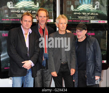 Londres - le 20 mai : l'Acteur Philip Glenister ( L ) avec Genesis assister à la 'quand à Rome 2007 - Genesis' Premiere DVD Odeo Kensington Banque D'Images