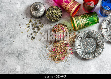 Thé Oriental table. Vaisselle et verres. Contexte alimentaire vacances Banque D'Images