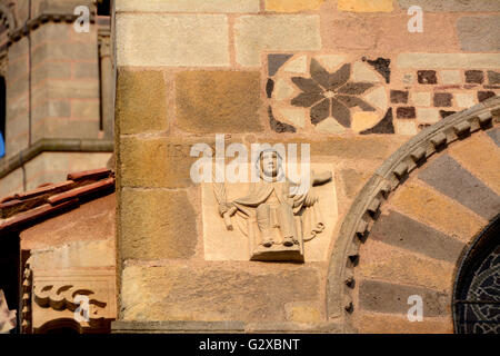 Signe du Zodiaque, l'église romane de Saint-Austremoine d'Issoire, Issoire, Auvergne, France Banque D'Images