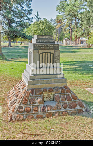 CRADOCK, AFRIQUE DU SUD - 16 février 2016 : une réplique miniature du Voortrekker Monument à Pretoria Banque D'Images