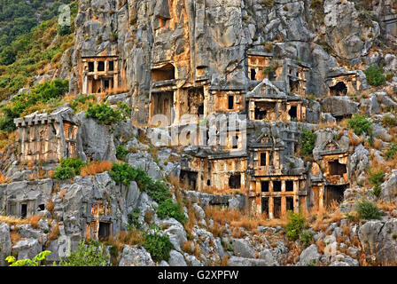 L'étonnant de l'ancienne nécropole, Myra Demre, Lycie, Antalya province, Turkey. Banque D'Images