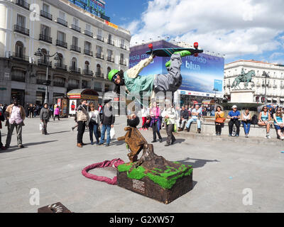 Les droits de l'artiste de rue statue, Madrid, Espagne Banque D'Images