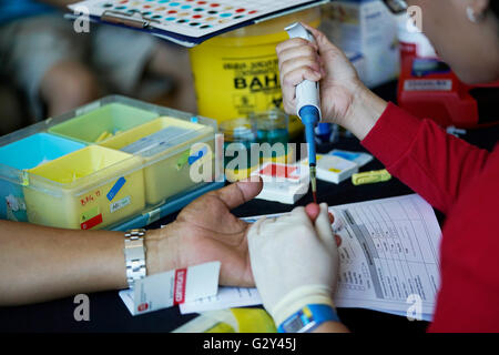 SELANGOR, MALAISIE - 8 mai 2016 : don de sang évènement organiser par SETIA developer togerther avec Jabatan Darah Negara (JPN) à Banque D'Images