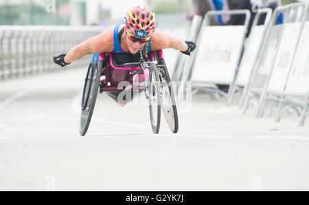 Aviles, Espagne. 4 juin, 2016. Les athlètes pendant l'paradhuatlon catégorie d'Aviles 2016 Championnats du Monde de Duathlon de l'ITU au centre Niemeyer le 4 juin 2016 à Aviles, Espagne. Crédit : David Gato/Alamy Live News Banque D'Images