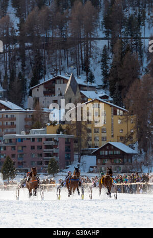 Événement Trap, White Turf International Horse Race, l'hiver, Saint Moritz, Engadine, Grisons, Suisse, Europe Banque D'Images