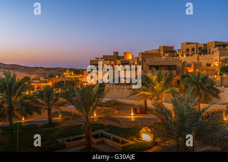 Le Qasr Al Sarab, un complexe de luxe par Anantara dans le désert, Abu Dhabi, Émirats arabes unis, Moyen Orient Banque D'Images