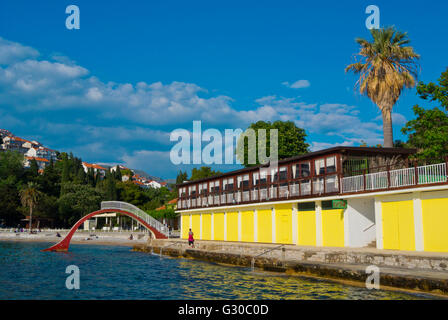 Plaza Lapad, plage dans le district de Lapad, Dubrovnik, Dalmatie, Croatie Banque D'Images