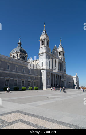 Catedral de la Almudena à Madrid, Espagne, Europe Banque D'Images