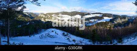 Vue depuis 20 Shilling vue du chemin de fer du Semmering avec le viaduc Kalte Rinne le Polleroswand , , le village de Breitenstei Banque D'Images