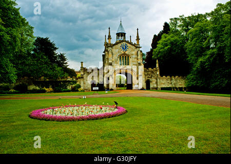 Entrée au palais des évêques, Bishopsthorpe, Yorkshire, Angleterre Banque D'Images