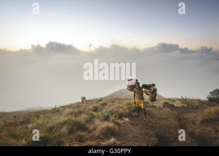 Mont Rinjani Porter Banque D'Images