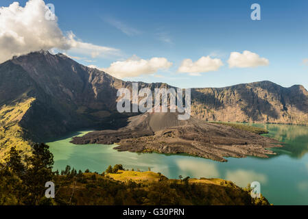 Mt Rinjani à partir de la partie ouest du cratère Banque D'Images