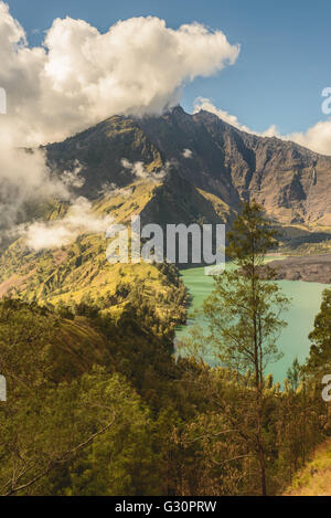 Mt Rinjani à partir de la partie ouest du cratère Banque D'Images