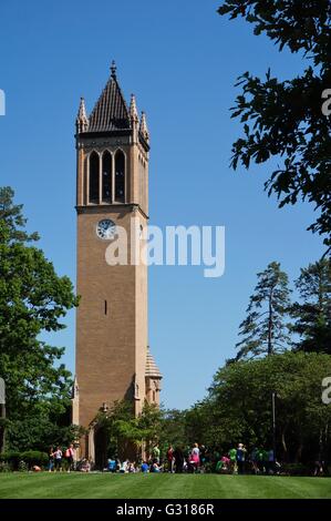 Le monument Stanton carillon clocher campanile sur le campus de l'Université d'Iowa Banque D'Images