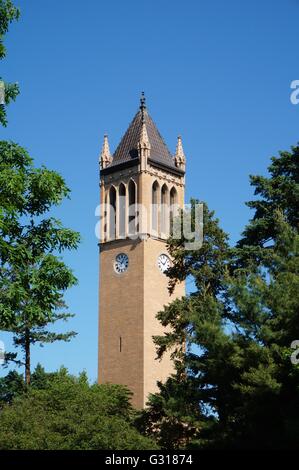 Le monument Stanton carillon clocher campanile sur le campus de l'Université d'Iowa Banque D'Images