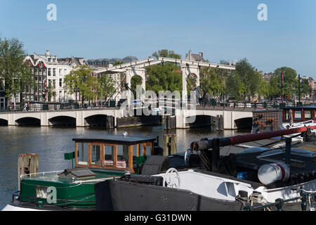 Amsterdam, Pays-Bas, le Ziehbruecke Skinny Bridge Banque D'Images