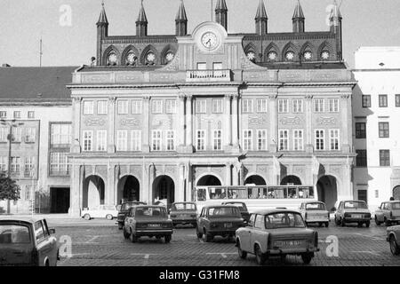 Rostock, DDR, l'hôtel de ville sur le Neuer Markt Banque D'Images