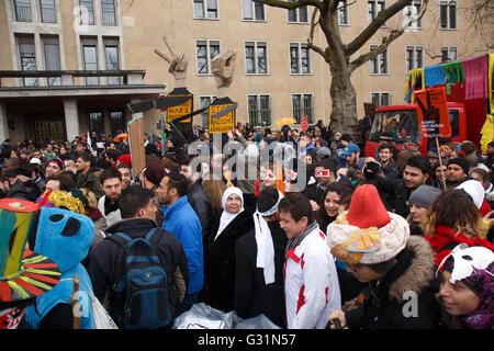 Berlin, Allemagne, le carnaval avait fui le lieu de Luftbruecke puis Banque D'Images