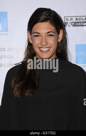 Hollywood, CA, USA. 5 juin, 2016. 05 juin 2016 - Hollywood, Californie - Niki Vakali. Arrivés pour la 2016 Festival du Film grec de la première de ''Worlds Apart'' tenue à l'Egyptian Theatre. Crédit photo : Birdie Thompson/AdMedia Crédit : Birdie Thompson/AdMedia/ZUMA/Alamy Fil Live News Banque D'Images