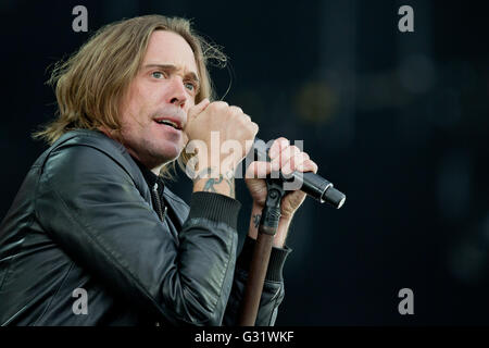 Nuremberg, Allemagne. Le 05 juin, 2016. Benjamin Kowalewicz chanteur du groupe Billy Talent musique effectue sur scène pendant les '2016' Rock im Park festival de musique à Nuremberg, Allemagne 5 juin 2016. Plus de 80 groupes de musique ont performe dat le festival. Photo : Daniel Karmann/dpa dpa : Crédit photo alliance/Alamy Live News Banque D'Images