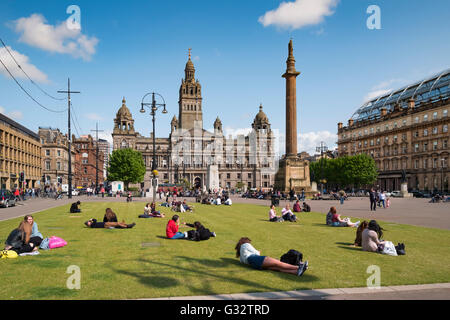 Après-midi à George Square Glasgow en Ecosse, Royaume-Uni Banque D'Images