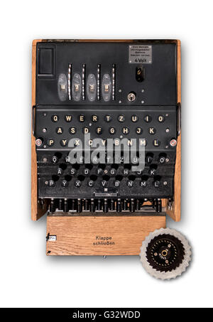 Une vue de dessus d'une guerre mondiale 2 marine allemande rotor 4 M-4 'énigme'cypher machine. Banque D'Images