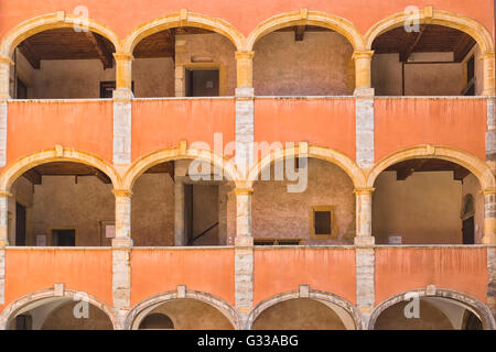 Traboule Maison des Avocats, quartier Saint Jean, le Vieux Lyon, Lyon, Rhône, France, Site du patrimoine mondial de l'UNESCO Banque D'Images