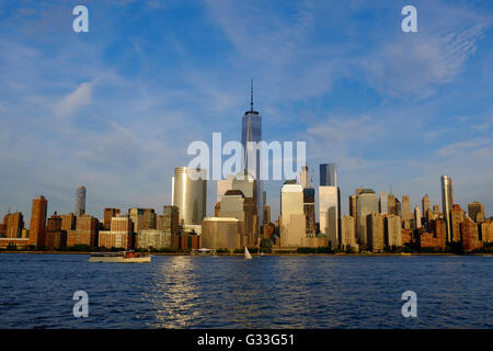 New York Skyline Vue sur le fleuve Hudson, New York, USA Banque D'Images