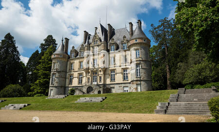 Appareil photo numérique Olympus le Château de la Roche Bagnoles de Lorne Voitures Normandie France Europe Banque D'Images