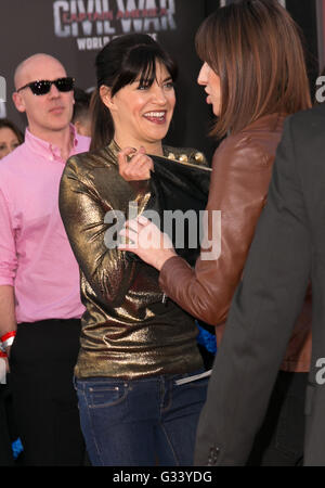 Celebriteis assister à la première mondiale de 'Captain America : Guerre Civile" au Kodak Theater à Hollywood. Avec : Jessica Szohr Où : Los Angeles, California, United States Quand : 12 Avr 2016 Banque D'Images