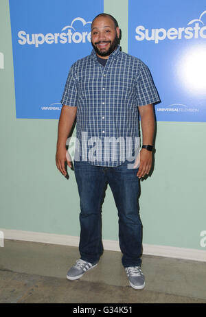 Hollywood, CA, USA. 7 juin, 2016. Colton Dunn. Arrivées de NBC's ''Superstore'' FYC @ UBC comedy série tenue à l'UCB Sunset Theater. Credit : Birdie Thompson/AdMedia/ZUMA/Alamy Fil Live News Banque D'Images