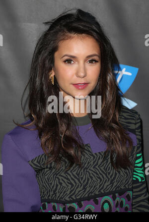 West Hollywood, CA, USA. 7 juin, 2016. 07 juin 2016 - West Hollywood, Californie - Nina Dobrev. ELLE accueille les femmes dans la comédie mettant en vedette couverture Juillet stars Leslie Jones, Melissa McCarthy, Kate McKinnon et Kristen Wiig a tenu à HYDE Coucher du soleil : des cocktails. Crédit photo : F. Sadou/AdMedia © F. Sadou/AdMedia/ZUMA/Alamy Fil Live News Banque D'Images