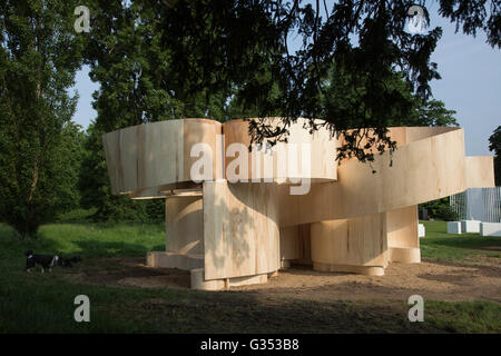 Londres, Royaume-Uni. 7 juin 2016. Barkow Leibinger par maison d'été. La serpentine révèle les structures rempli pour son programme d'architecture élargi pour 2016 : la 16e conférence annuelle de l'Pavilion conçu par Bjarke Ingels Group (BIG) et quatre maisons d'été récemment mis en service par Kunle Adeyemi (NLE), Barkow Leibinger, Yona Friedman et Asif Khan. Le pavillon et les maisons d'été sont libres de vue du 10 juin au 9 octobre 2016. Banque D'Images